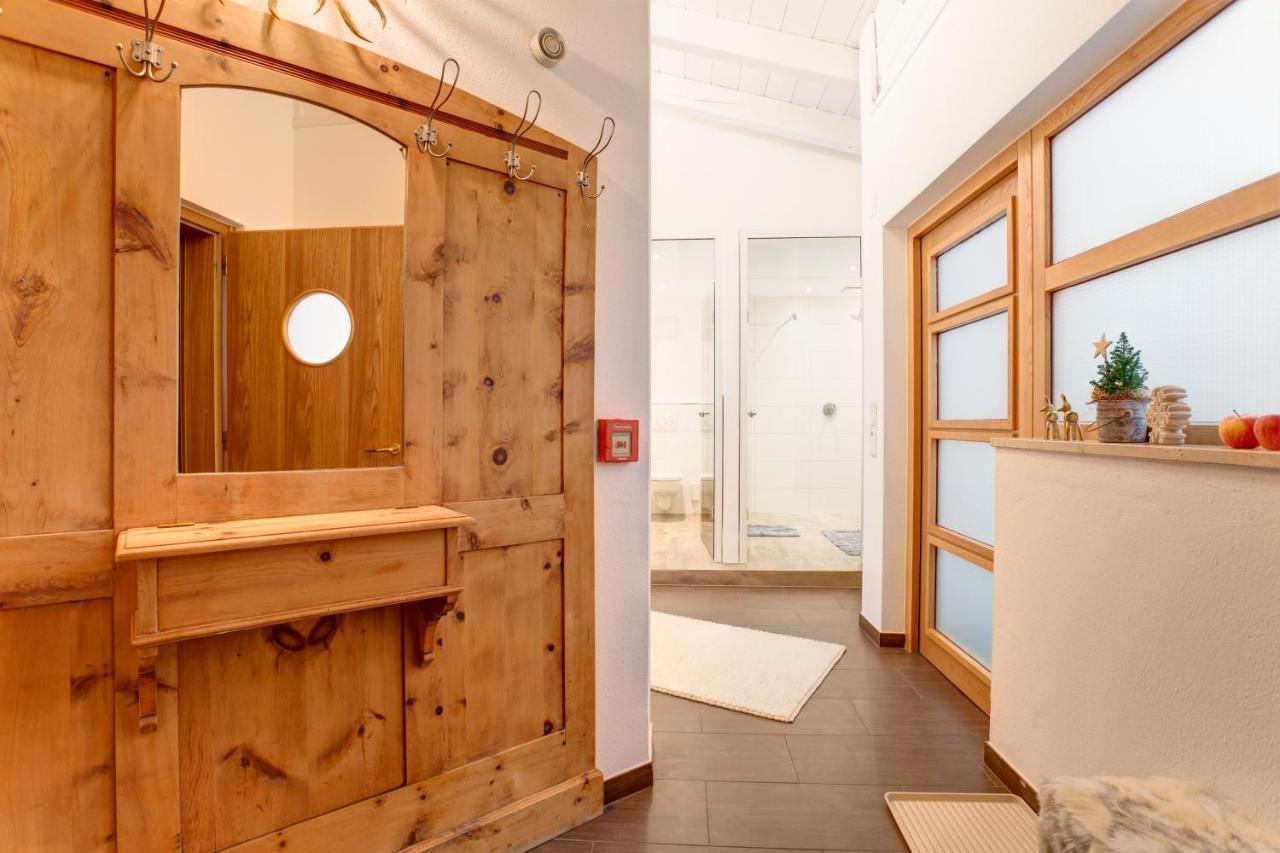 Am Dorfplatz Suites - Adults only St. Anton am Arlberg Exterior foto